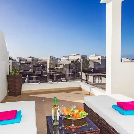 Pedro Villa Playa Blanca